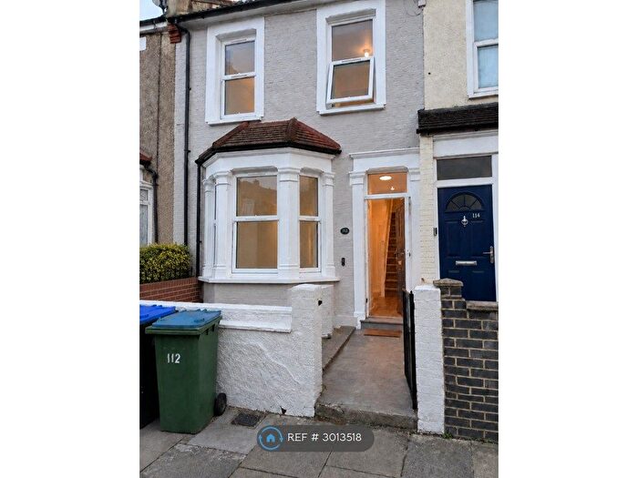 4 Bedroom Terraced House To Rent In Abbey Grove, London, SE2
