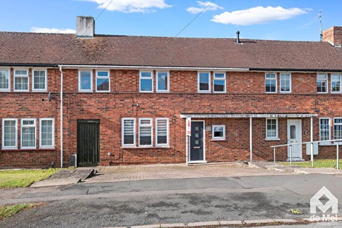 3 Bedroom Terraced House For Sale In Tobyfield Road, Bishops Cleeve, GL52