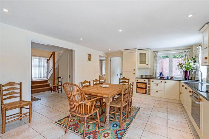 3 Bedroom Detached House For Sale In Pewsey Road, Upavon, Pewsey, Wiltshire, SN9