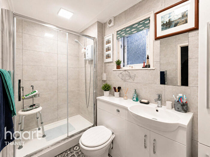 2 Bedroom Terraced House For Sale In Camden Road, Ramsgate, CT11