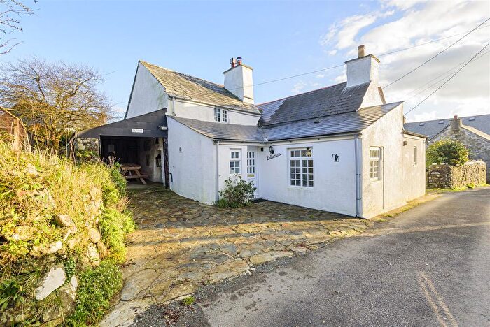 2 Bedroom Semi-Detached House For Sale In Trewint, Launceston, PL15