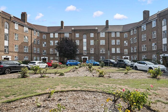 2 Bedroom Flat For Sale In Flat, Norbiton Hall, Birkenhead Avenue, Kingston Upon Thames, KT2