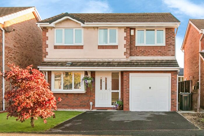 4 Bedroom Detached House For Sale In Hawkshead Way, Winsford, Cheshire, CW7