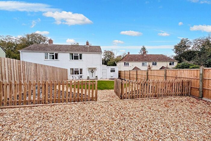 2 Bedroom Semi-Detached House For Sale In Bryanston, DT11