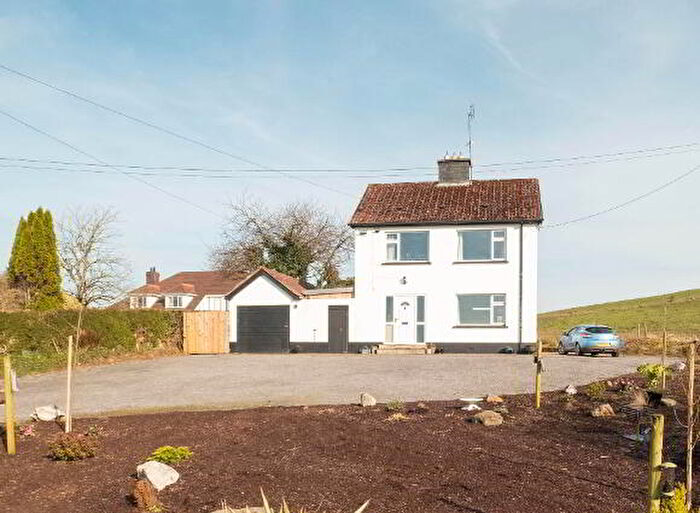 3 Bedroom Detached House For Sale In Drumboory Road, Enniskillen, BT74