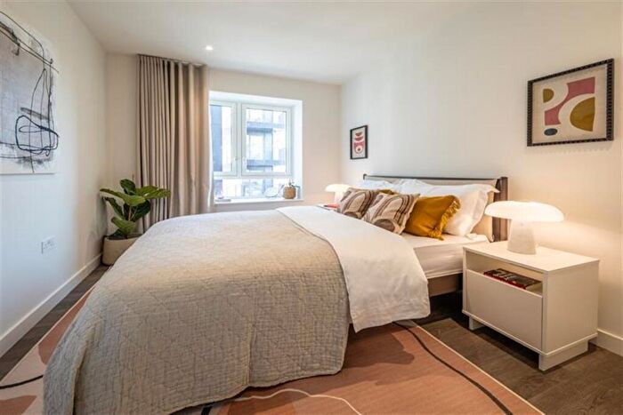 1 Bedroom Apartment To Rent In The Maple, Aviator Drive, Brent Cross Town, London, NW2
