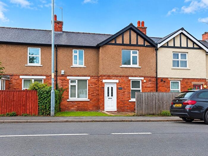 3 Bedroom Terraced House For Sale In Grandstand Road, Hereford, HR4