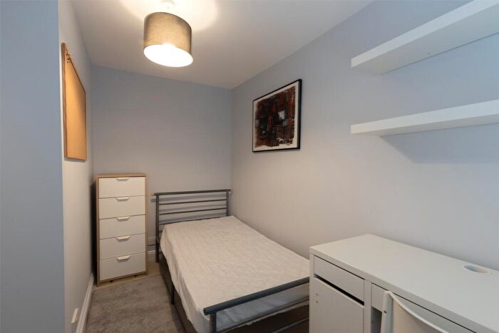 1 Bedroom Terraced House To Rent In Upper Bath Street, Cheltenham, Gloucestershire, GL50