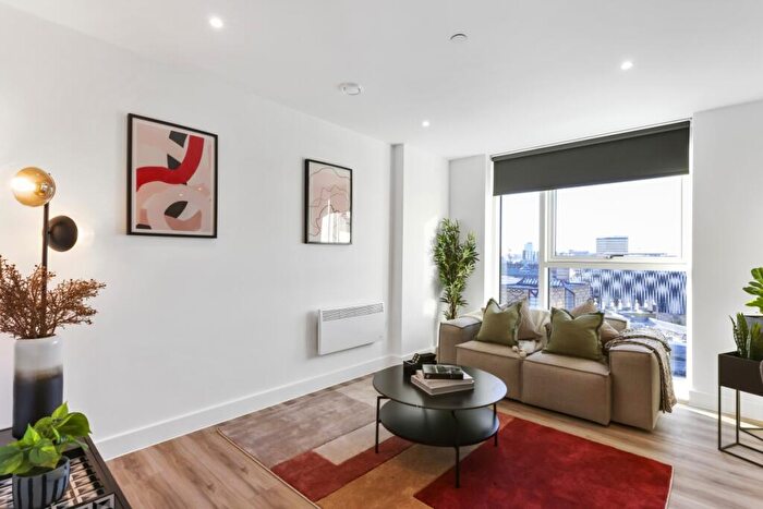 1 Bedroom Flat To Rent In Mercer West Madison East, Leeds, LS2