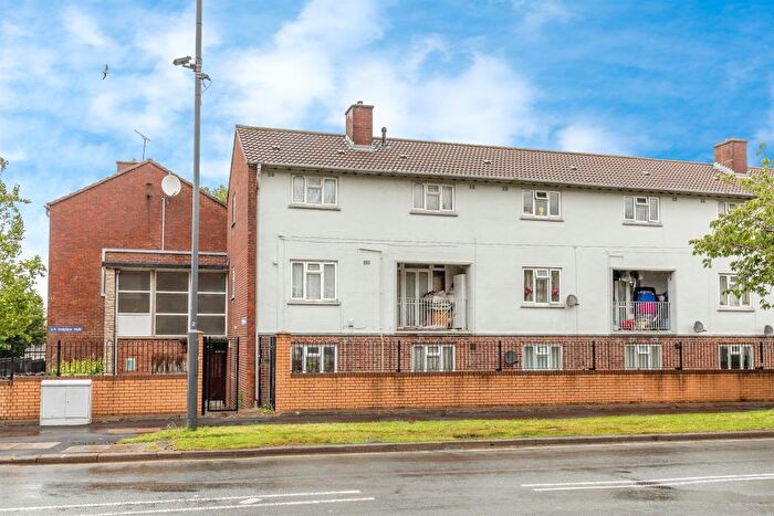 3 Bedroom Maisonette For Sale In Knole Lane, Bristol, BS10
