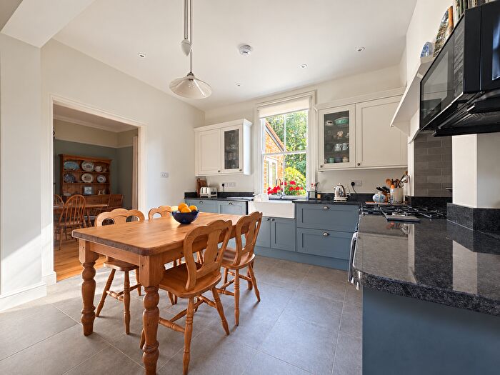 5 Bedroom Semi-Detached House For Sale In Hawes Road, Bromley, BR1