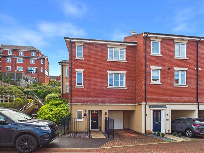 4 Bedroom End Of Terrace House For Sale In Meridian Rise, Ipswich, Suffolk, IP4