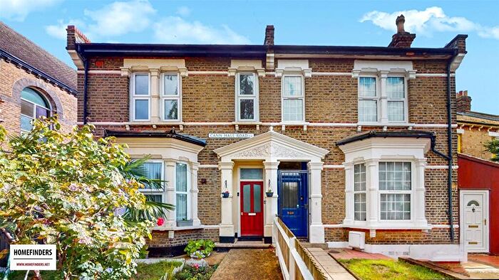 1 Bedroom Apartment To Rent In Cann Hall Road, London, E11