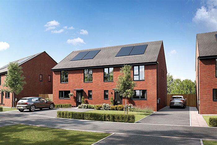 4 Bedroom Semi-Detached House To Rent In Water's Edge, Blackburn, Blackburn With Darwen, BB2