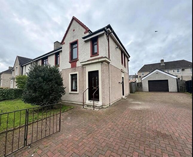 5 Bedroom Flat To Rent In Silverburn Crescent, Newarthill, ML1