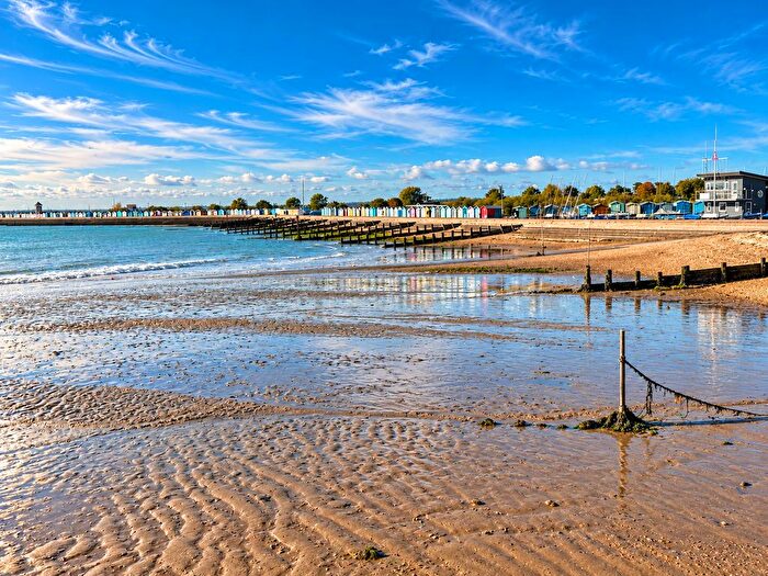 1 Bedroom Flat For Sale In The Colne, Waterside Marina, Brightlingsea, CO7