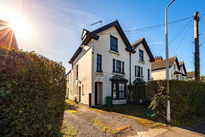 1 Bedroom Flat To Rent In Enborne Road, Newbury, RG14