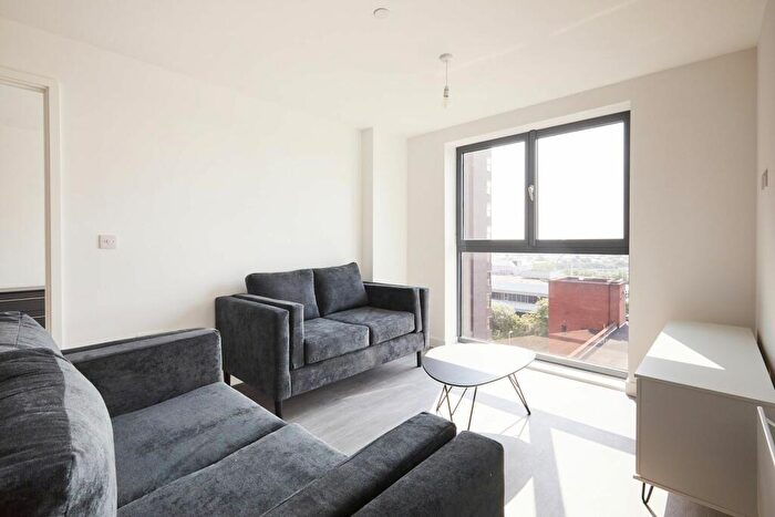 2 Bedroom Flat To Rent In Insignia, Talbot Road, Old Trafford, Manchester, M16