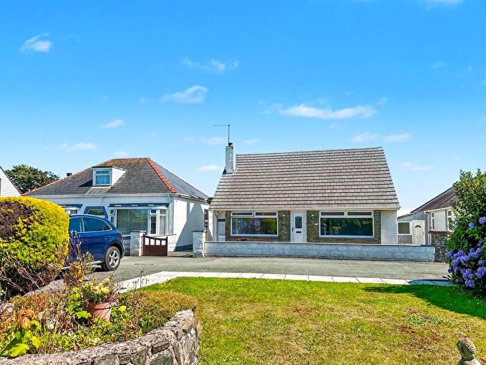3 Bedroom Detached Bungalow For Sale In Milford Road, Johnston, SA62