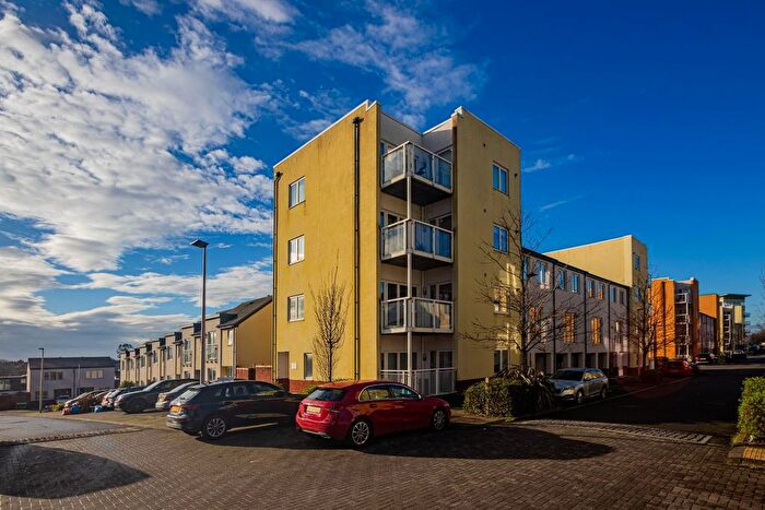 2 Bedroom Flat To Rent In Trem Elai, Penarth, CF64
