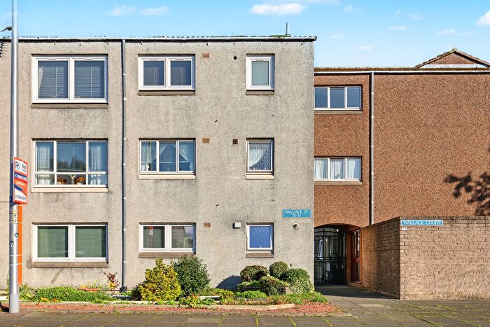 2 Bedroom Flat For Sale In Wallace Street, Grangemouth, FK3