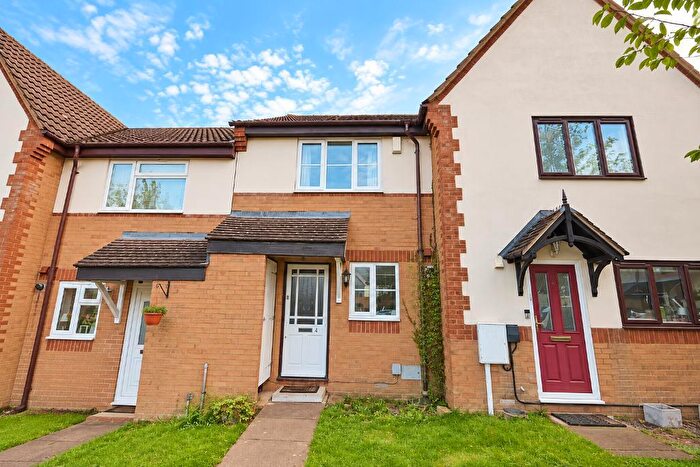 2 Bedroom Terraced House For Sale In Coverack Place, Tattenhoe, Milton Keynes, Buckinghamshire, MK4