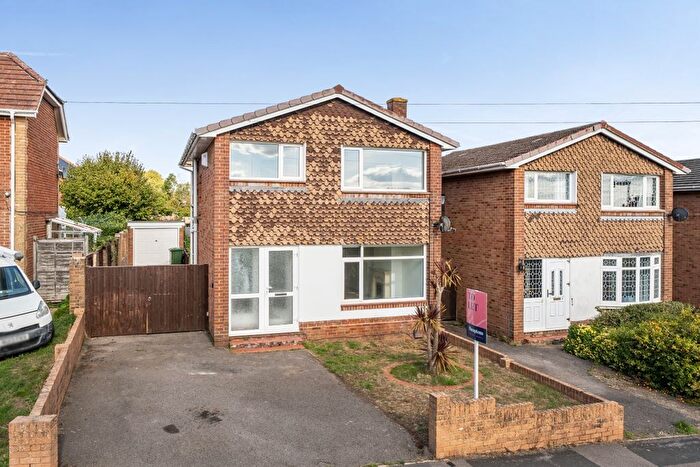3 Bedroom Detached House To Rent In Campbell Way, Fair Oak, Eastleigh, SO50