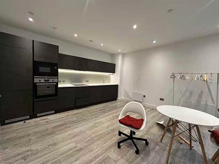 1 Bedroom Flat For Sale In Silvercroft Street, Manchester, M15