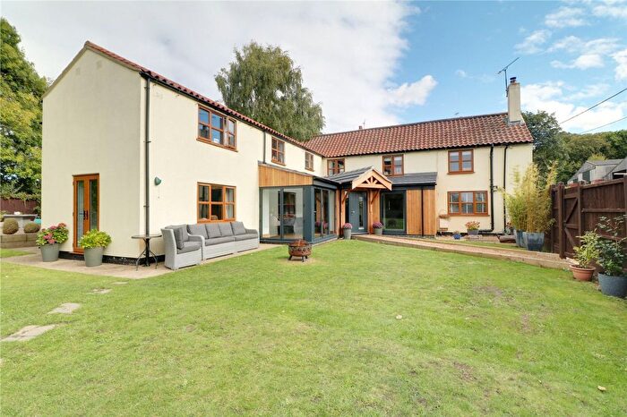 4 Bedroom Property For Sale In Beaulahland, South Ferriby, DN18