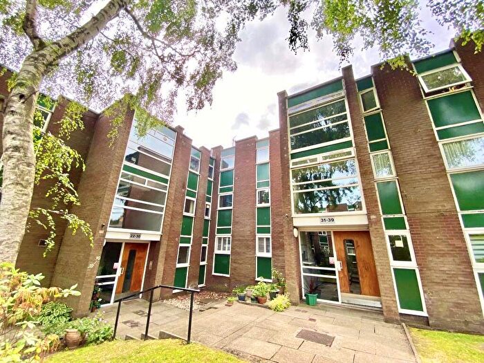 2 Bedroom Apartment To Rent In Ashfell Court, Chorlton, M21
