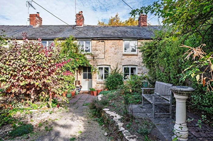 3 Bedroom Terraced House For Sale In Little Compton, Moreton-In-Marsh, GL56
