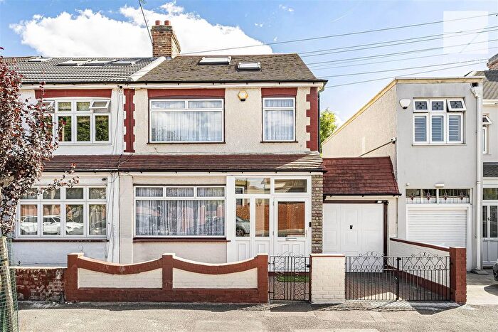 5 Bedroom End Of Terrace House For Sale In Rushcroft Road, London, E4