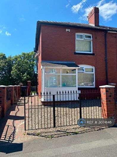 3 Bedroom Semi-Detached House To Rent In Kingfisher Drive, Bury, BL9