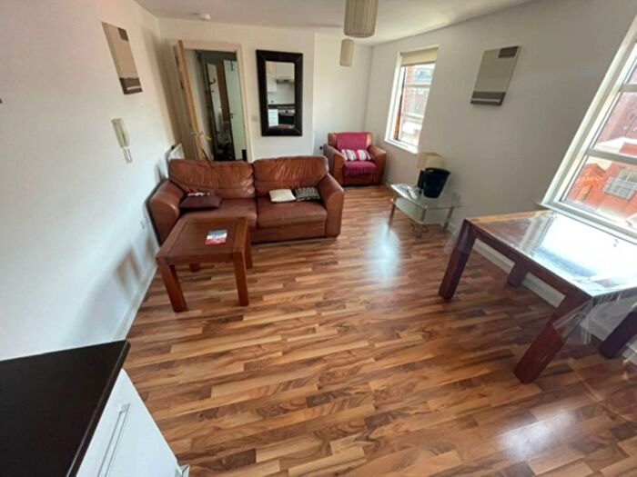 1 Bedroom Flat To Rent In The Quadrangle, Chester Street. Manchester City Centre., M1