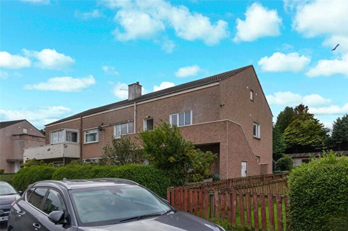 3 Bedroom Terraced House For Sale In Rosshill Avenue, Glasgow, Lanarkshire, G52