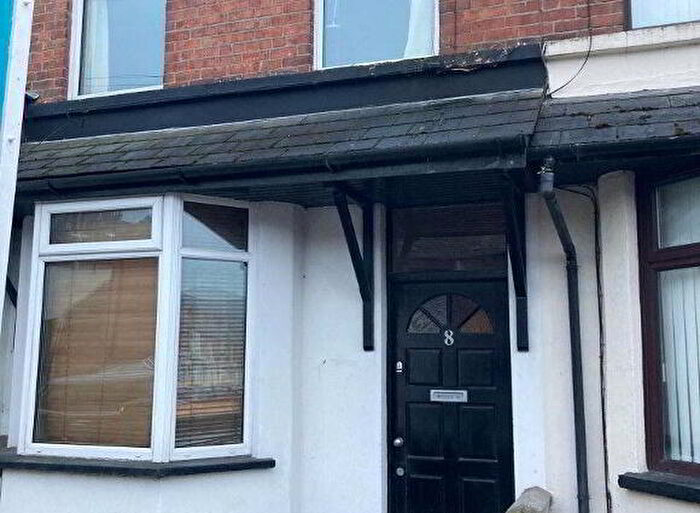3 Bedroom Terrace House To Rent In Surrey Street, Belfast, BT9