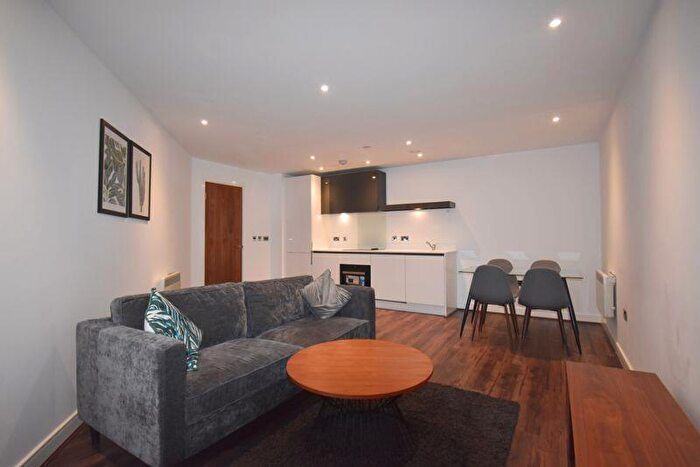 1 Bedroom Flat To Rent In Th Floor Churchill Place, Churchill Way, RG21