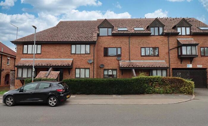 2 Bedroom Property To Rent In Boddington Road, Kettering, NN15