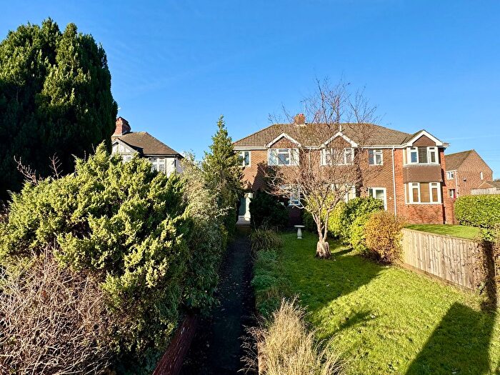 3 Bedroom Semi-Detached House For Sale In Honiton Road, Exeter, EX1