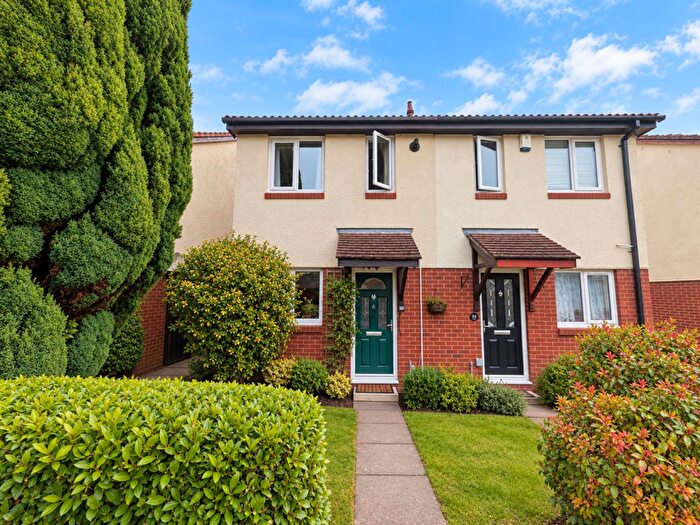 2 Bedroom House For Sale In Larkspur Close, Locks Heath, Southampton, SO31
