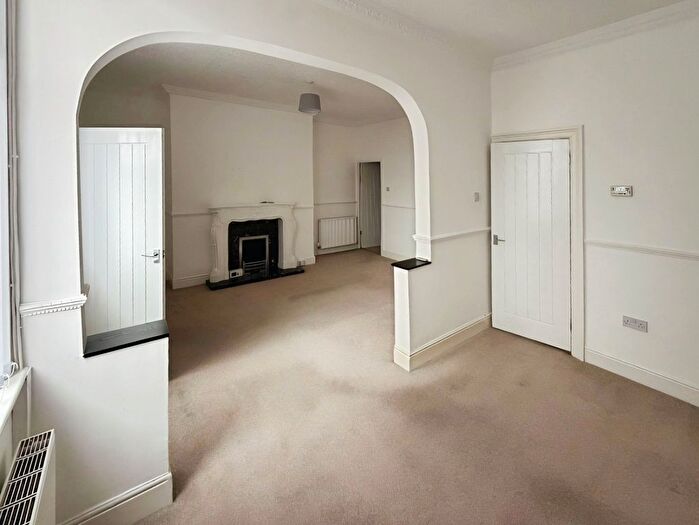 2 Bedroom Flat To Rent In Beattie Street, South Shields, Tyne And Wear, NE34
