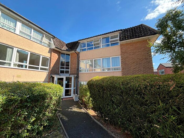 1 Bedroom Flat For Sale In Lordswood Square, Lordswood Road, Harborne, B17