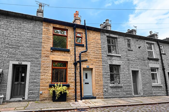 2 Bedroom Terraced House To Rent In School Street, Bromley Cross, BL7