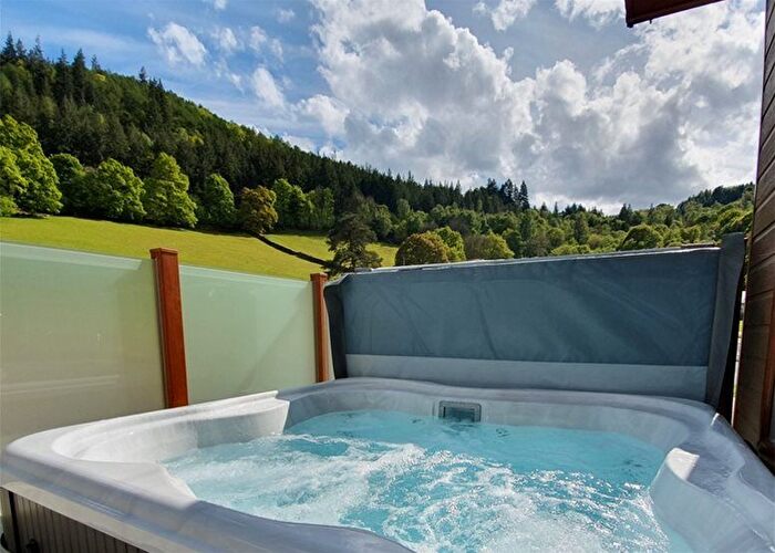 3 Bedroom Lodge For Sale In Holyhead Road, Betws-Y-Coed, LL24