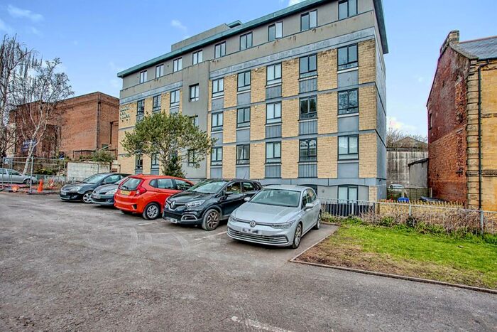 1 Bedroom Apartment For Sale In Court Ash, Yeovil, BA20