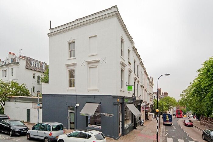 1 Bedroom Flat To Rent In Pond Street, Hampstead, NW3