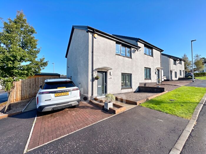 3 Bedroom Semi-Detached House For Sale In Auldlea Gardens, Beith, KA15