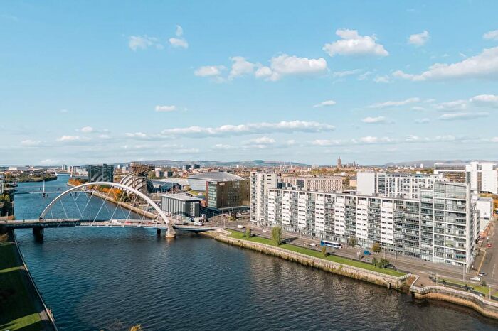3 Bedroom Flat For Sale In Lancefield Quay, Finnieston, G3
