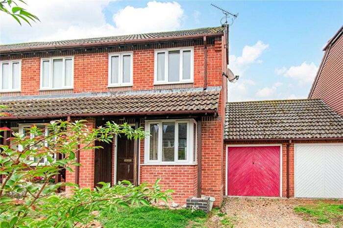 2 Bedroom End Of Terrace House For Sale In Spring Meadows, Great Shefford, Hungerford, Berkshire, RG17