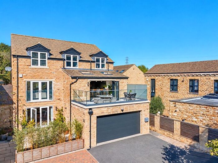 5 Bedroom Detached House For Sale In Coxley Lane, Middlestown, Wakefield, WF4